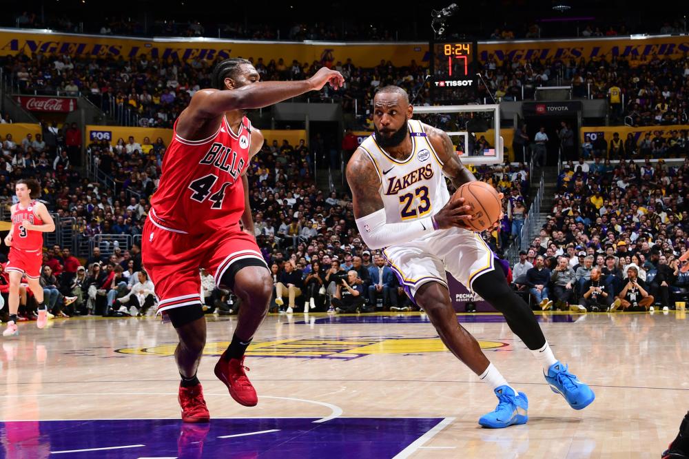 打两场硬仗 打两场硬仗