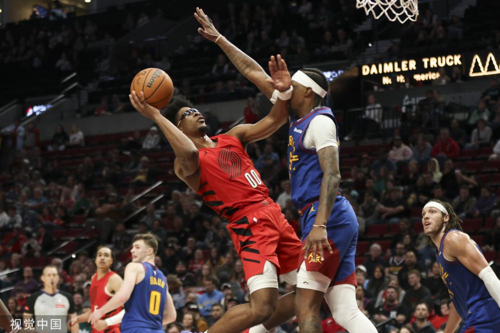 与此形成鲜 与此形成鲜