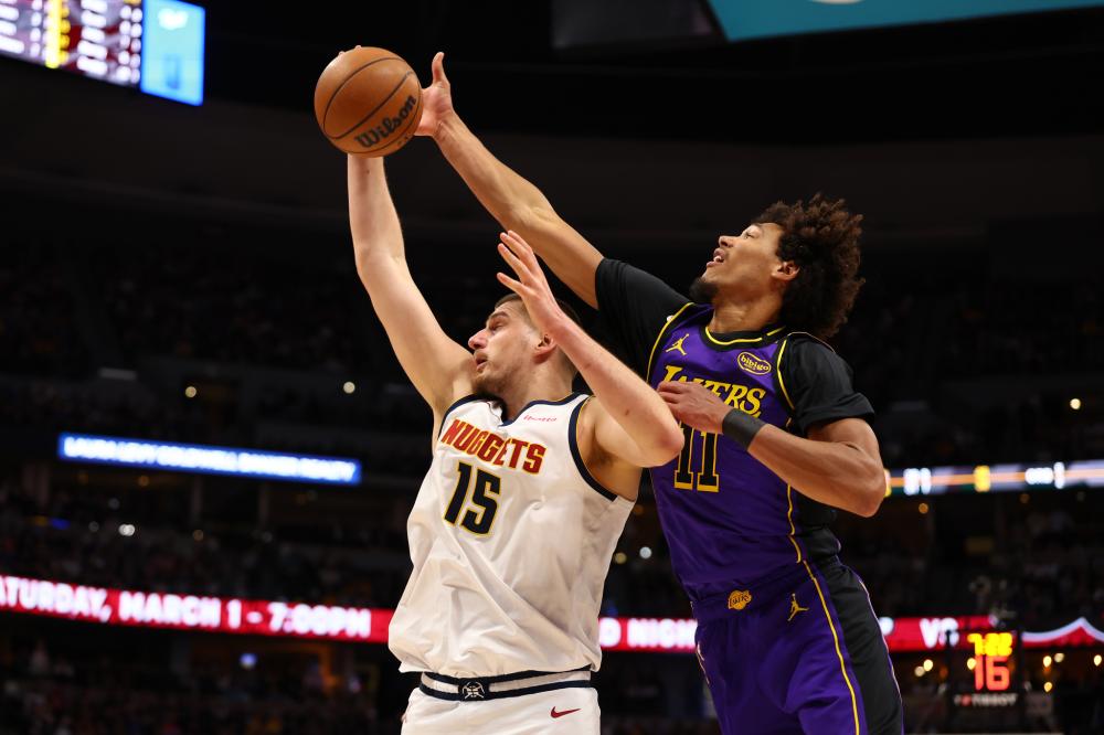 还引发了球 还引发了球