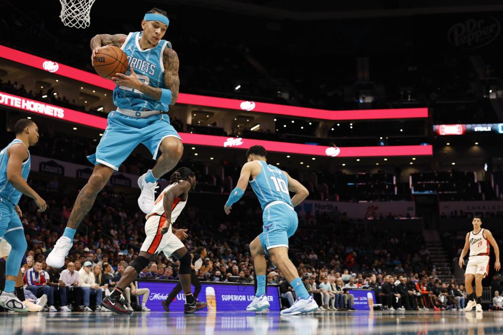 亚洲青年残 亚洲青年残